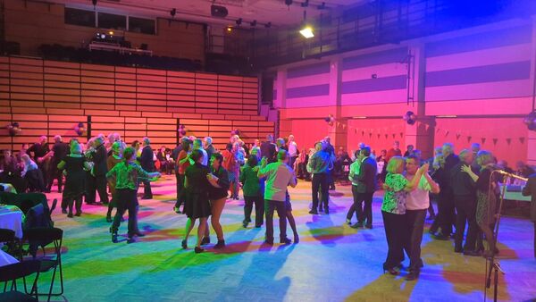 Thé Dansant photo 4